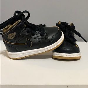 Toddler Jordan AJ 1 Mid SE